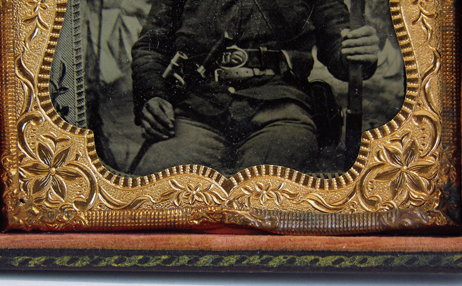 Civil War Union Soldier Tintype Photo Triple armed Hisogtrical Photography 19th Century