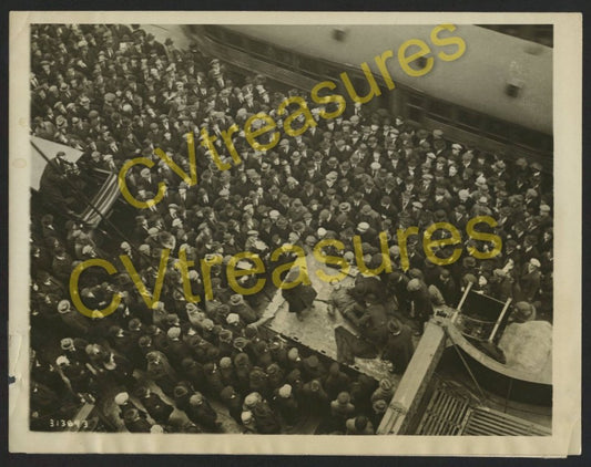 Harry Houdini  ORIGINAL Vintage LIVE Escape TYPE I Photo 1922