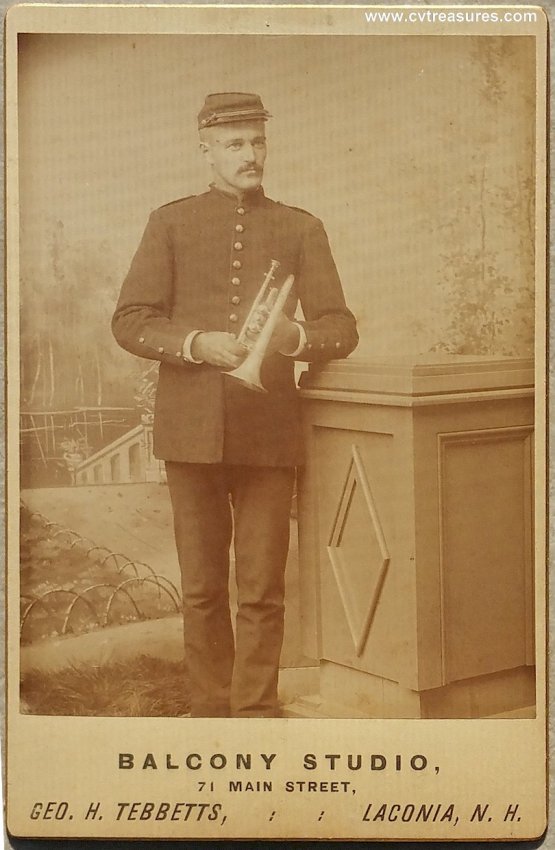 Civil War Photo,CDV Uniformed Solider with Bugle