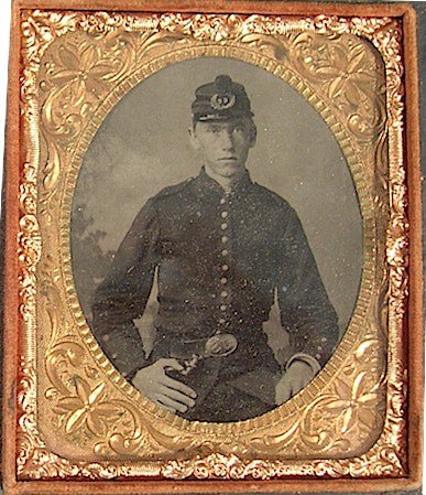 Civil War soldier 1/4 Plate Tin Type brass, bayonet