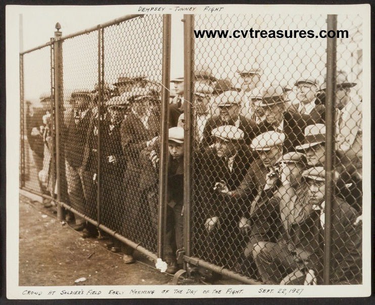 Jack Dempsey vs Gene Tunney Vintage Photo 1927 fans wait