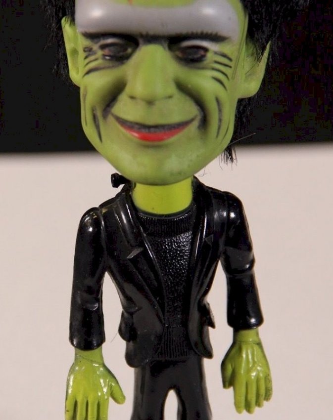 MUNSTERS RARE! 1964 HERMAN MUNSTER DOLL KAYRO-VUE